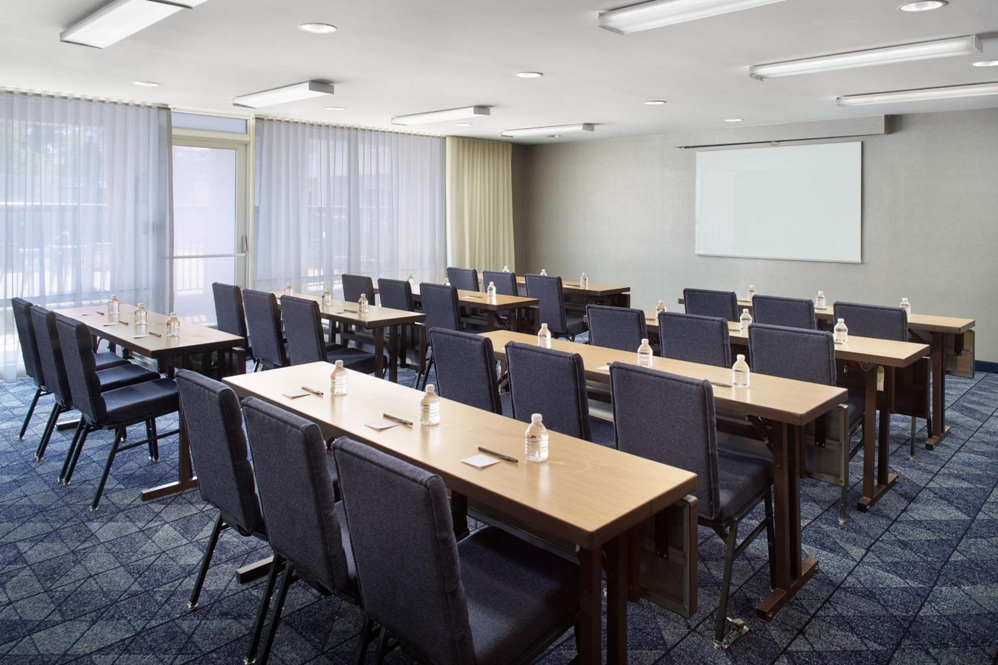 Courtyard By Marriott Myrtle Beach Broadway Exterior photo